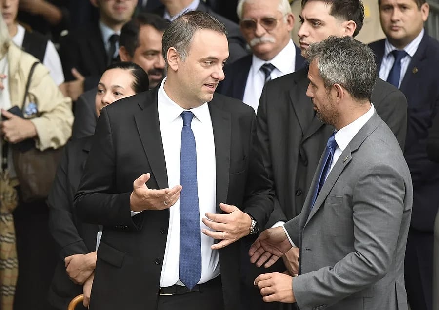 Adorni admitió haber omitido unos 500.000 dólares en su declaración jurada