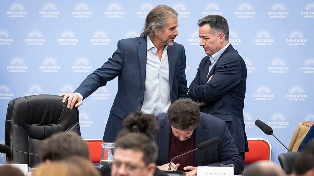 En medio de la crisis por Adorni, el Gobierno avanzó en Diputados con dos proyectos clave
